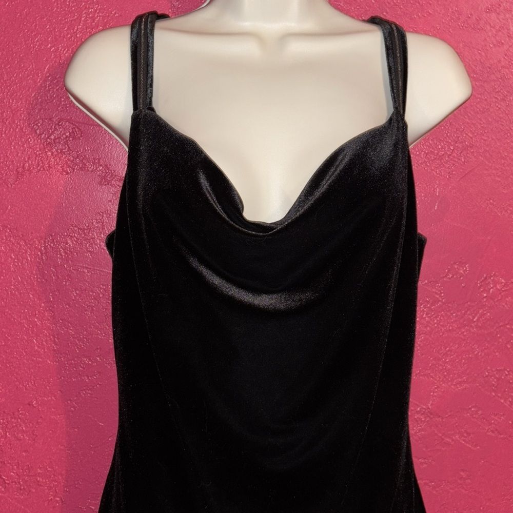 White House Black Market velvet camo top. Size m. whimsigoth, evening